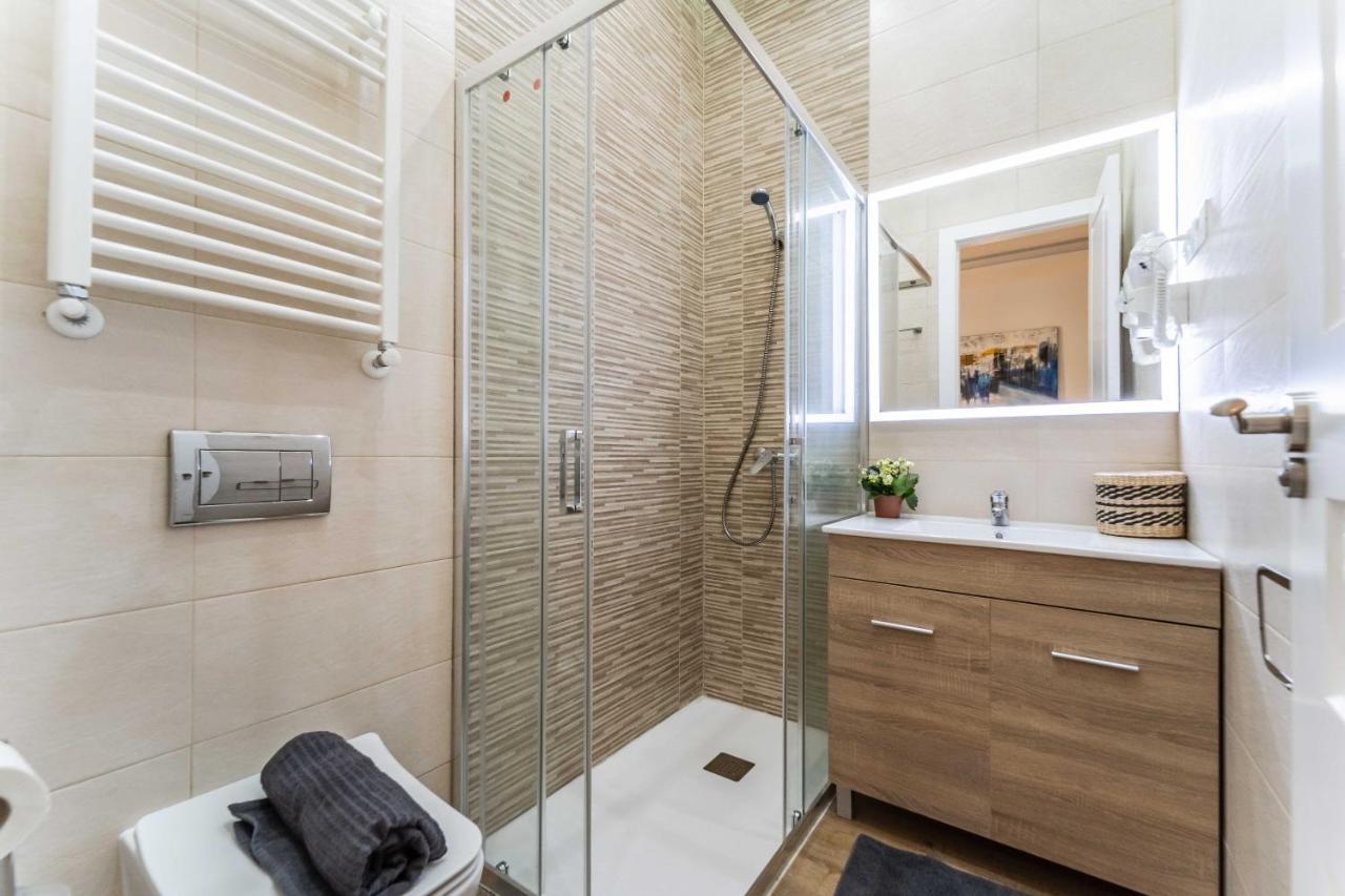 Exclusive Luxury Apartment In Central Madrid Eksteriør bilde